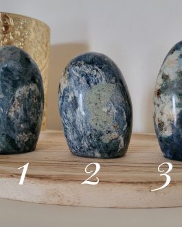 Formes libres en Dumortiérite A+