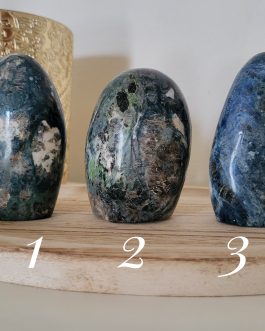 Formes libres en Dumortiérite A+