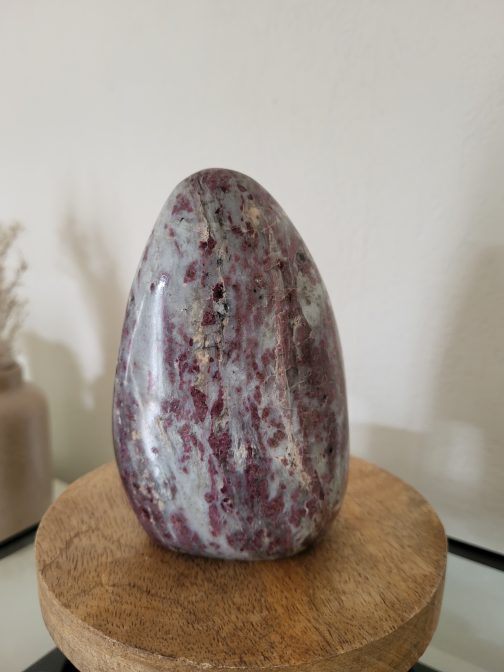 Forme Libre en Tourmaline Rose sur Quartz A+