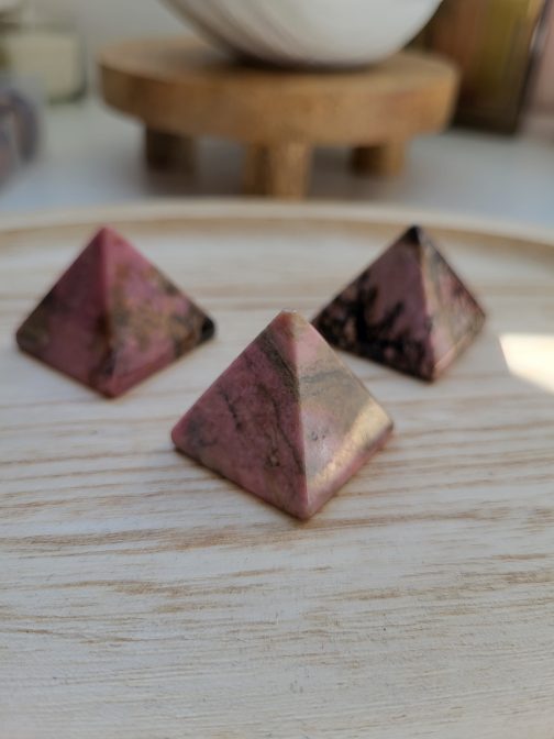Pyramides en Rhodonite A+