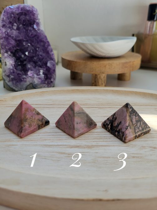Pyramides en Rhodonite A+ – Image 2