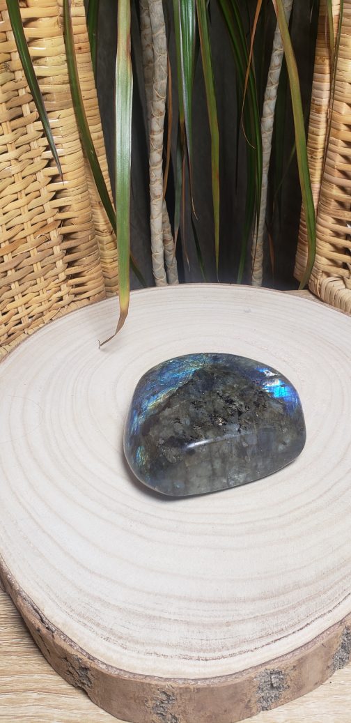 Forme libre en Labradorite AA – Image 3