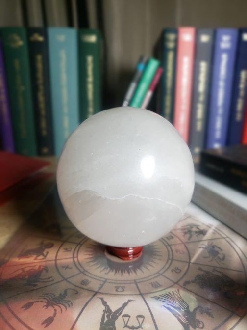 Sphère en Sélénite A+ – Image 3
