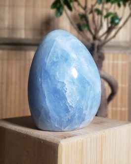 Forme libre en Calcite Bleue AA