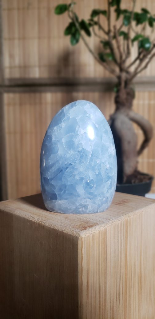 Forme libre en Calcite Bleue AA