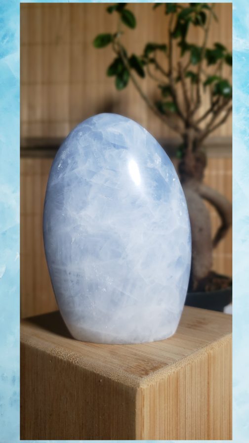 Forme libre en Calcite Bleue AA