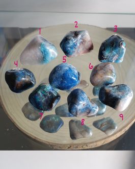 Pierres roulées en Chrysocolle Shattuckite AA