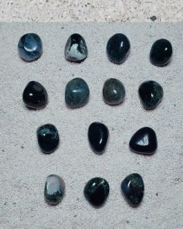 Pierres roulées en Agate Mousse AA