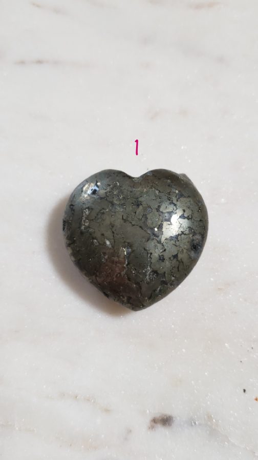 Galets Coeurs en Pyrite – Image 2