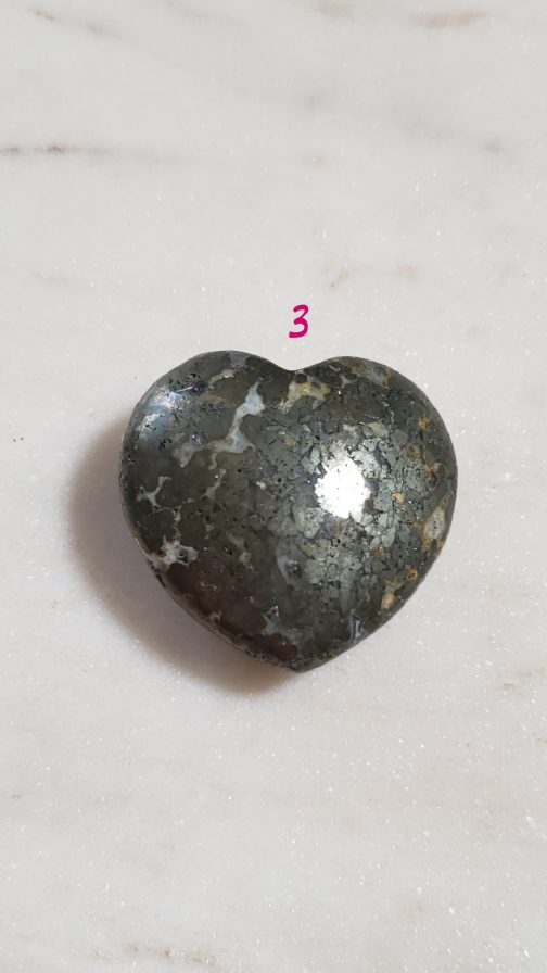 Galets Coeurs en Pyrite – Image 4
