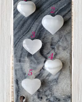 Galets Coeur en Sélénite  A+