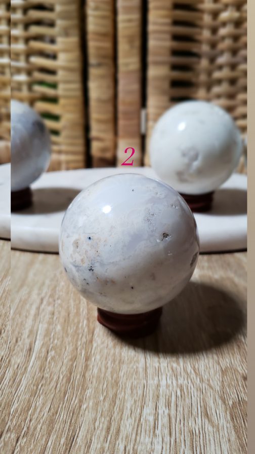 Sphères en Agate Plume Blanche AA – Image 3